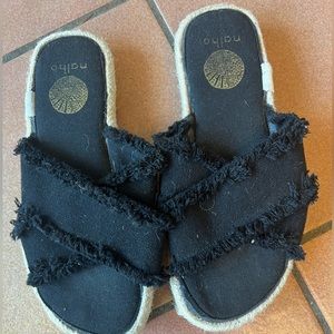 Black denim fringed sandal size 7